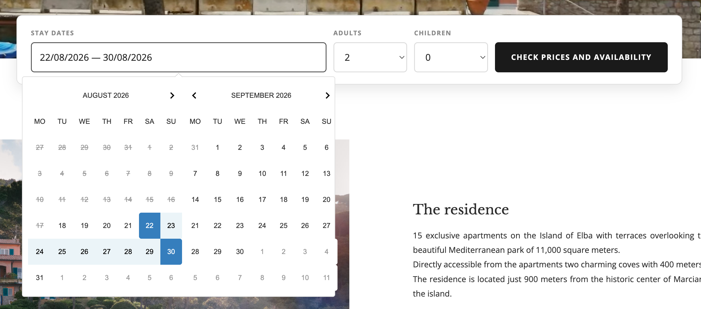 Il nuovo widget: un solo campo con l'intervallo 22/08/2026 — 30/08/2026 e due mesi affiancati nel calendario.